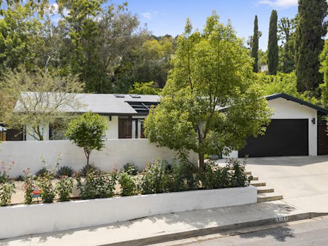 House for sale in Canoga Park, California