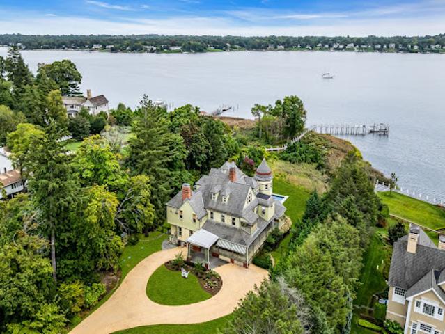 House for sale in Monmouth, New Jersey