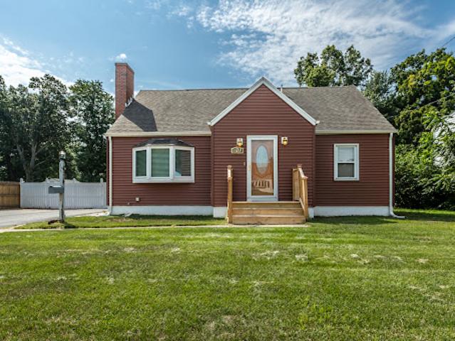 House for sale in East Hartford