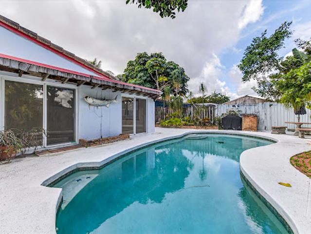 House for sale in Oakland Park, Florida