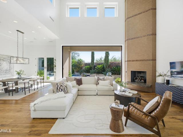 House for sale in Paradise Valley, Arizona