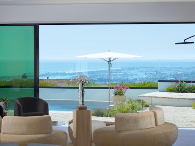 House for sale in Corona Del Mar, California