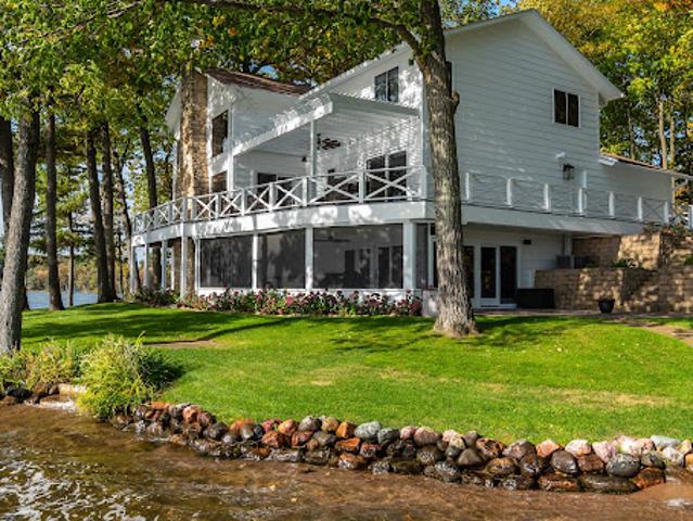 House for sale in Saint Croix Falls, Wisconsin