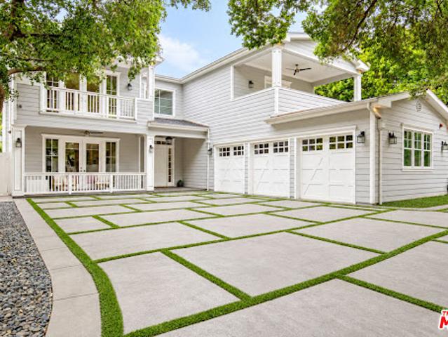 House for sale in Encino Neighborhood Council District, Los Angeles