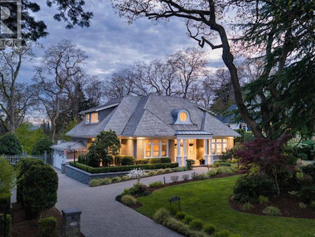 House for sale in Oak Bay, British Columbia