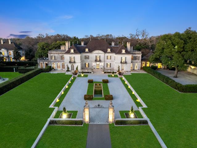 House for sale in Dallas, Texas