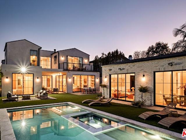 House for sale in Canoga Park, California