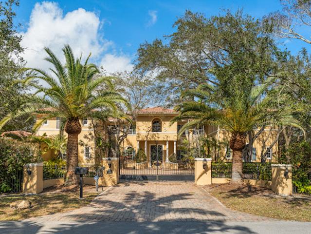 House for sale in Pinecrest, Florida