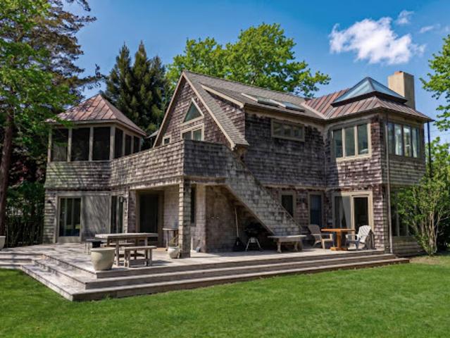 House for sale in Wainscott, New York