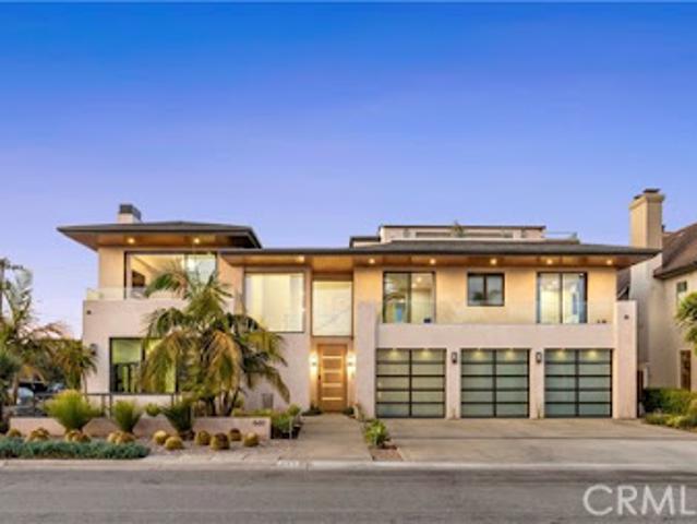 House for sale in Corona Del Mar, California