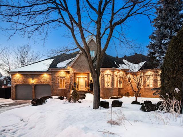 House for sale in Saint-lambert, Quebec