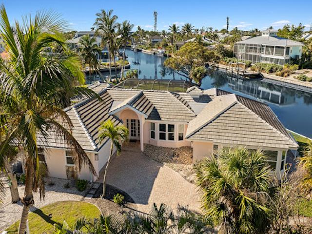 House for sale in Sanibel