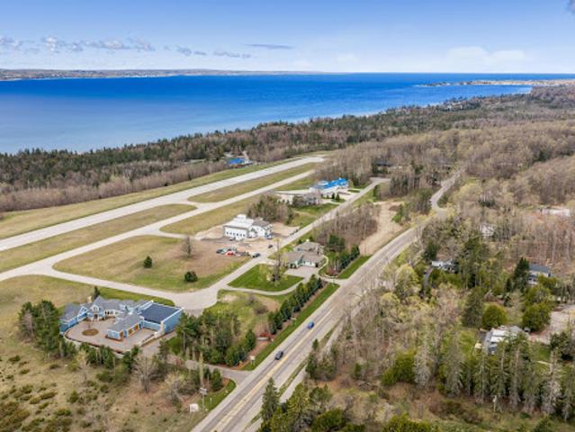 House for sale in Harbor Springs, Michigan