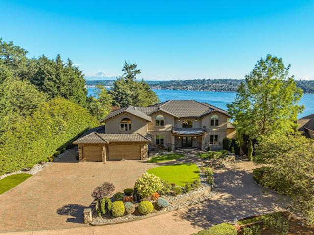House for sale in Mercer Island, King County