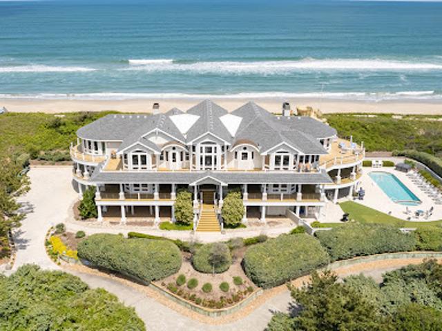 House for sale in Corolla