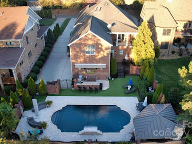 House for sale in Mecklenburg, North Carolina