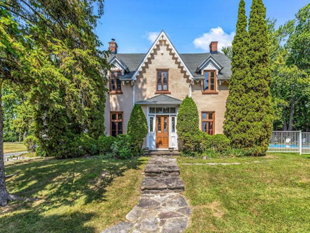 House for sale in Pointe-claire, Quebec