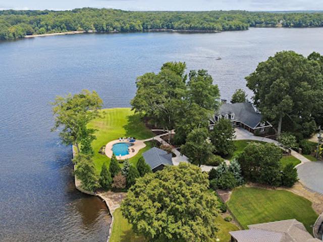 House for sale in Peachtree City, Georgia