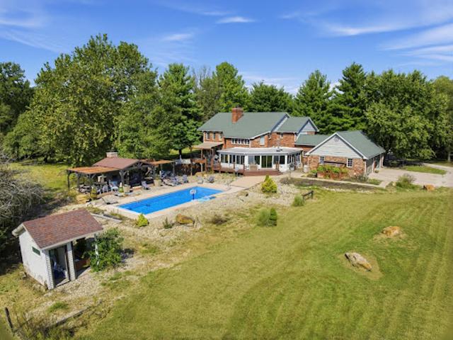 House for sale in Terre Haute, Vigo County