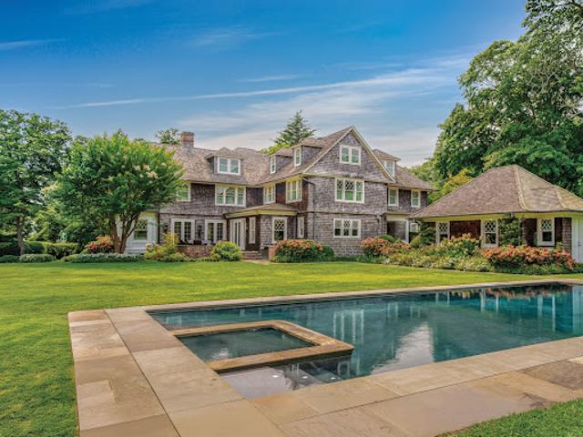 House for sale in Wainscott, New York