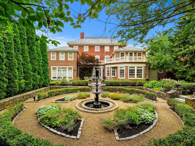 House for sale in Newburyport, Massachusetts