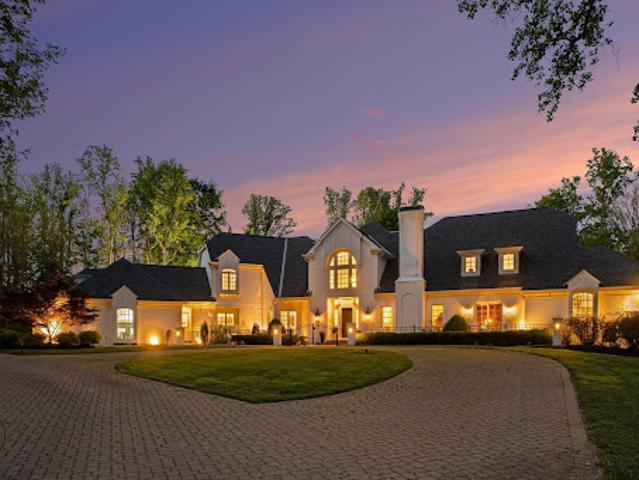 House for sale in Roselawn, Ohio