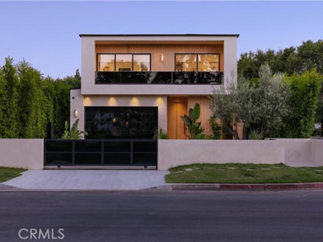 House for sale in Canoga Park, California