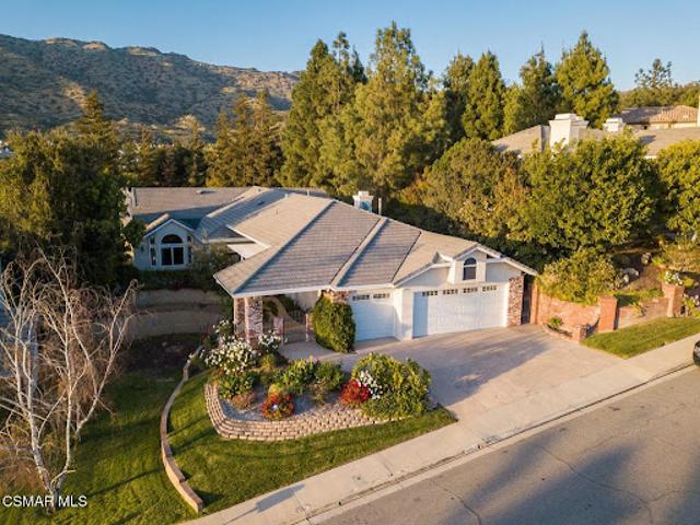 House for sale in Oak Park, California