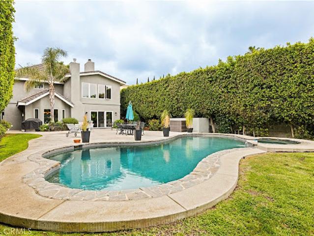 House for sale in Encino House for sale in Encino