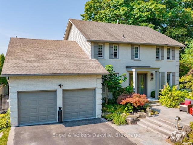 House for sale in Oakville, Ontario