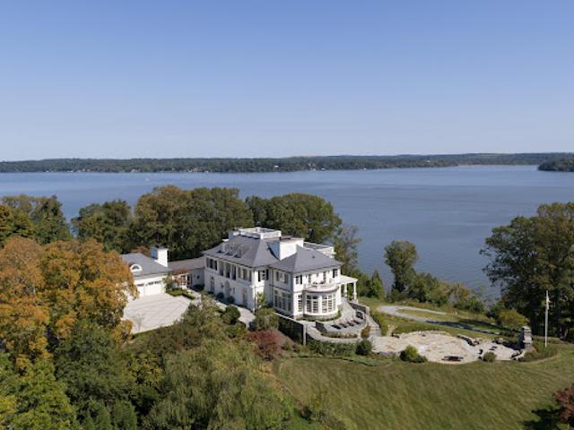 House for sale in Alexandria