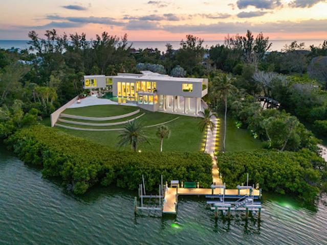 House for sale in Longboat Key, Florida