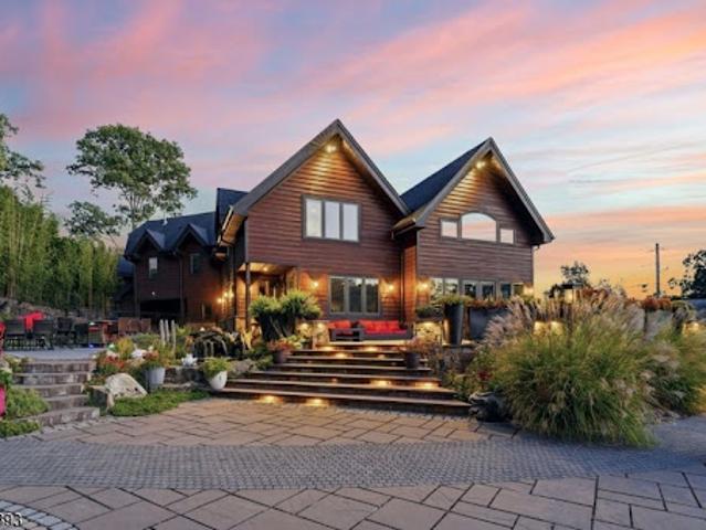 House for sale in Wayne, Passaic County