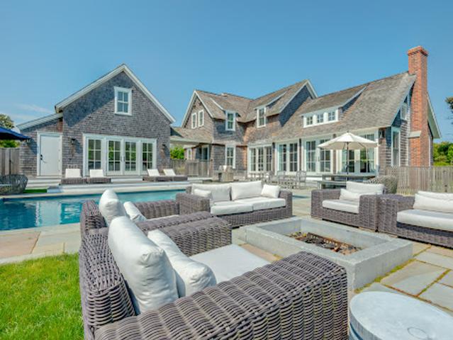 House for sale in Nantucket House for sale in Nantucket