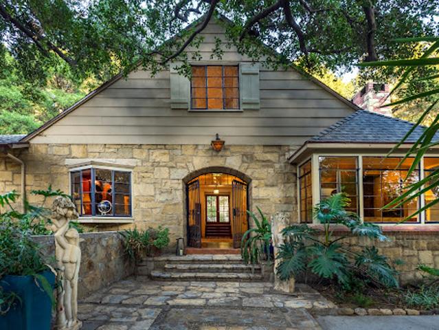 House for sale in Santa Paula, California