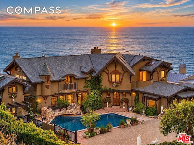 House for sale in Malibu, Los Angeles County