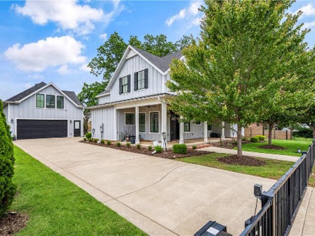 House for sale in Ark