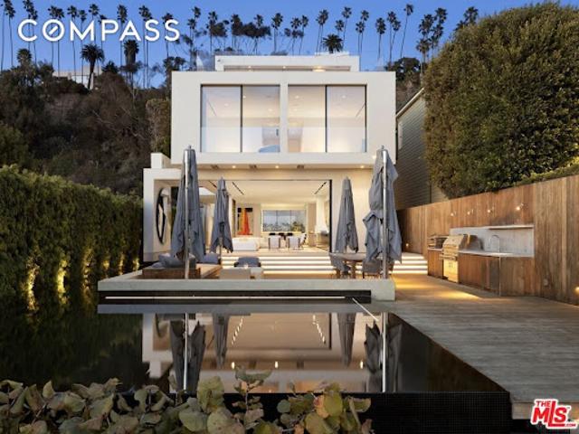 House for sale in Santa Monica, Los Angeles County