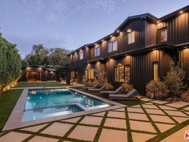 House for sale in Encino Neighborhood Council District, Los Angeles