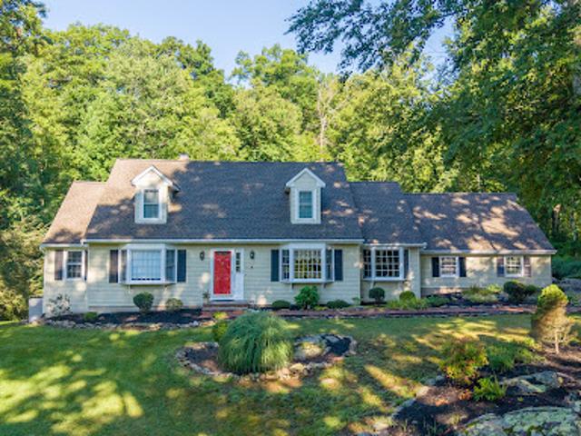 House for sale in Brookfield, Connecticut