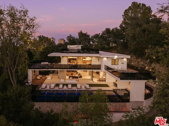 House for sale in Encino Neighborhood Council District, Canoga Park