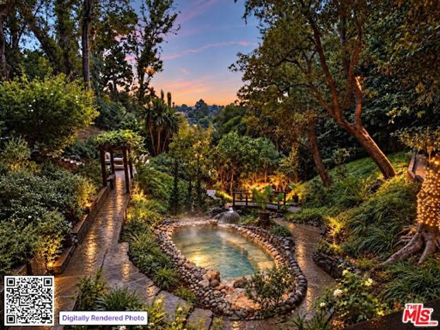 House for sale in Los Angeles, Los Angeles County