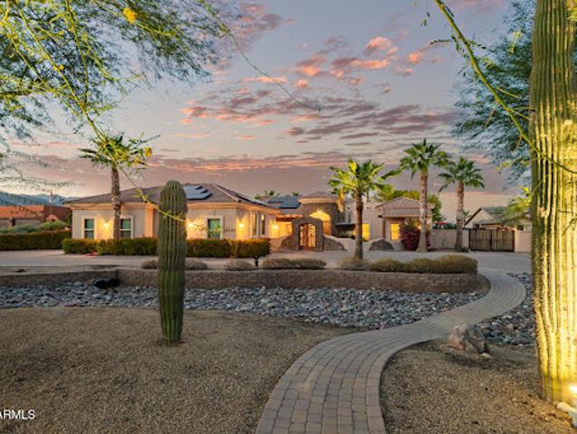 House for sale in Litchfield Park, Arizona