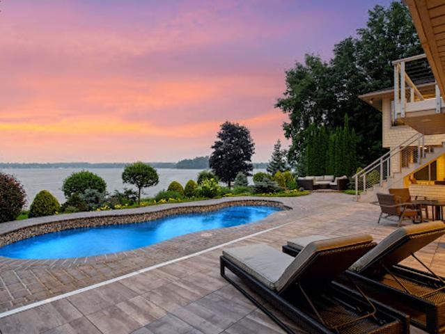 House for sale in Wayzata