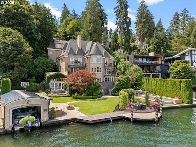 House for sale in Oregonia