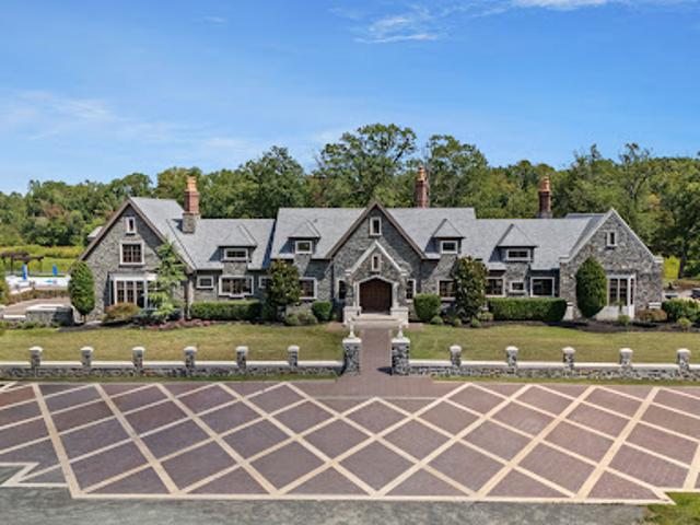House for sale in Swedesboro, New Jersey