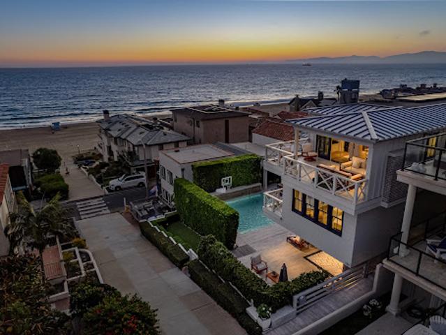 House for sale in Manhattan Beach, California