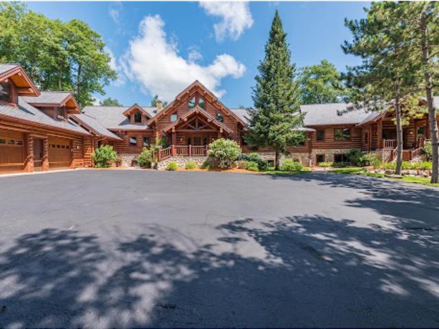 House for sale in Nisswa, Minnesota