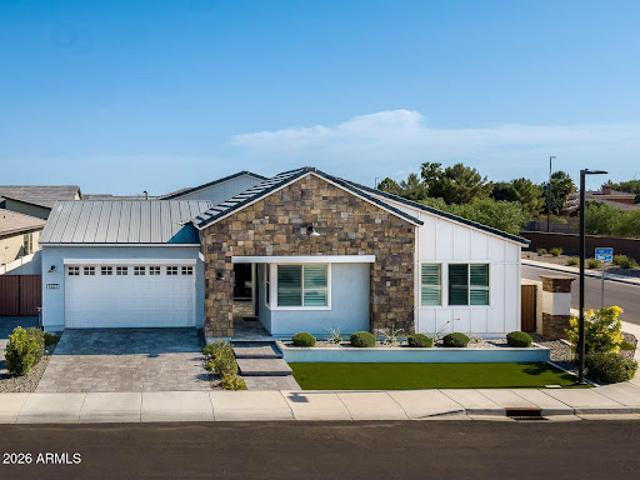 House for sale in Gilbert, Arizona