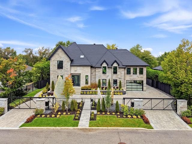 House for sale in Carignan, Montérégie